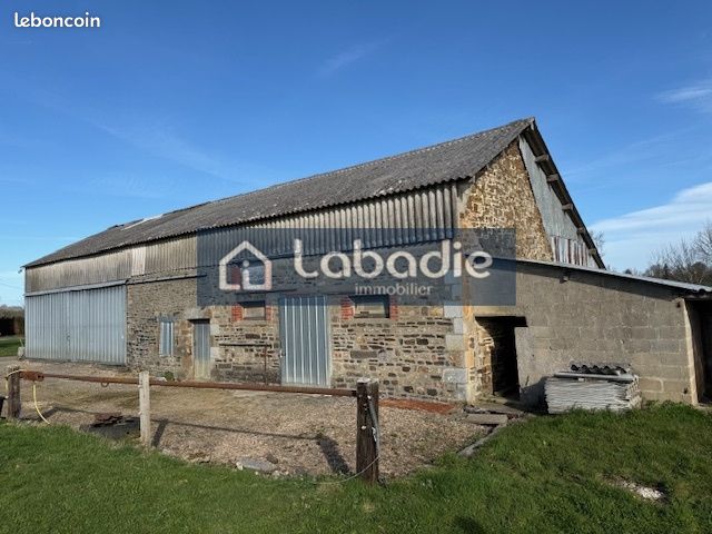 Maison 1 pièce 250 m² · à Vire Normandie · 250 m² · 49 000 €