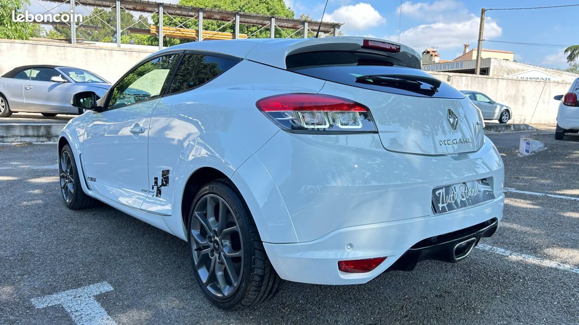 Renault Mégane III Coupé 2.0 16V 265cv RS 1er Main garantie 12 mois (image 6)