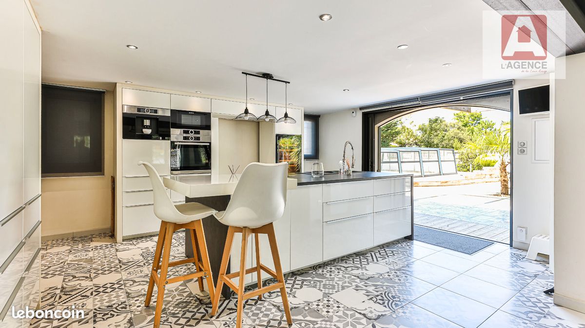 Maison 5 pièces 191 m² (image 4)