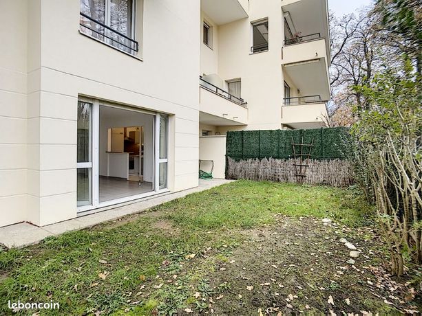 Studio 2 pièces 49 m²