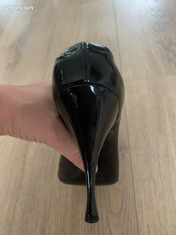 Low boots noires en cuir CÉLINE (image 7)