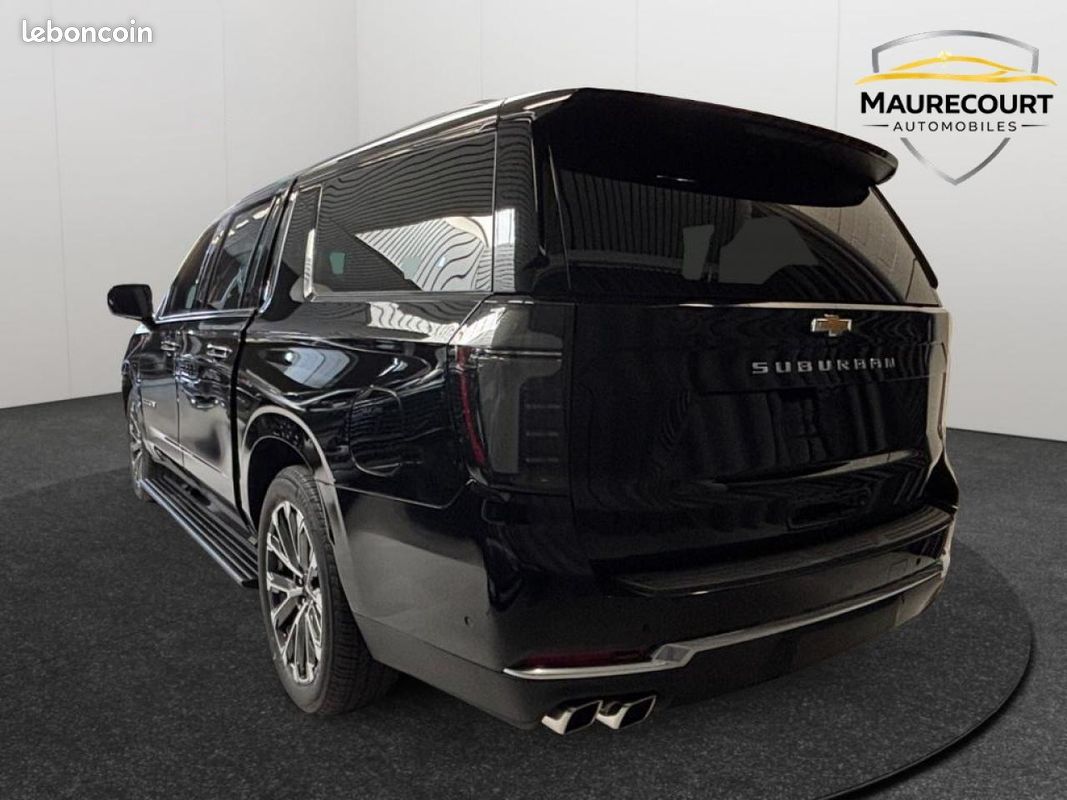 CHEVROLET SUBURBAN Chevrolet V8 6,2L 420 EcoTec High Country 4WD (image 3)