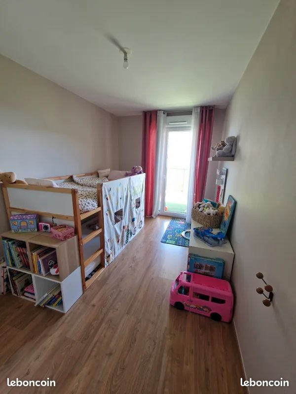 Appartement 4 pièces 79 m² · à Saint-Priest · 79 m² · 306 000 €