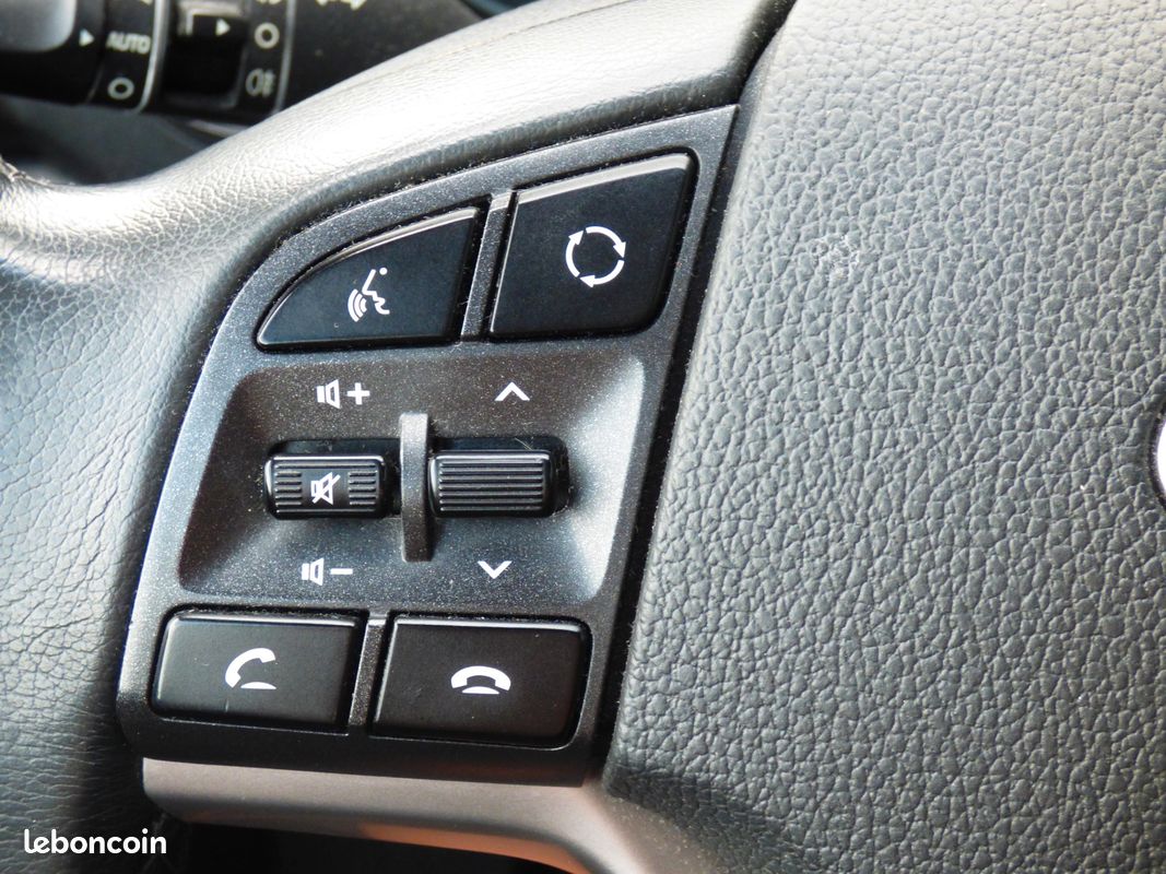 HYUNDAI TUCSON 1.6 CRDi 135 HYBRID MHEV 48VOLT BUSINESS 2WD DCT BVA (image 28)