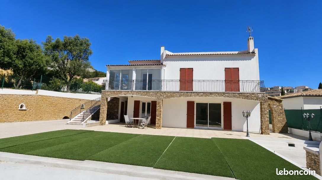 Appartement 8 pièces 181 m² · à Toulon · 181 m² · 520 000 €