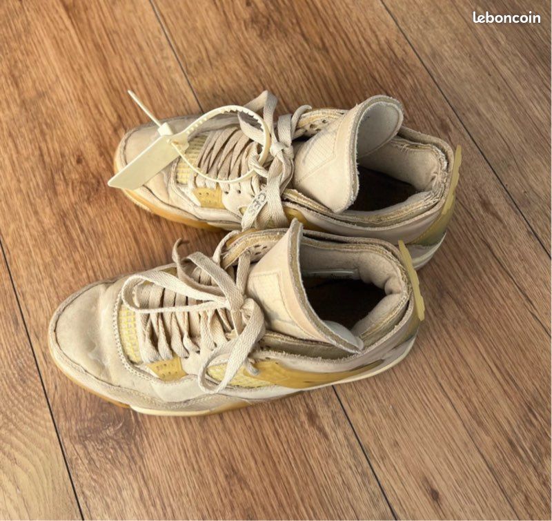 Air Jordan off White (image 1)