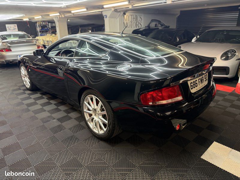 Aston Martin VANQUISH S v12 (image 7)