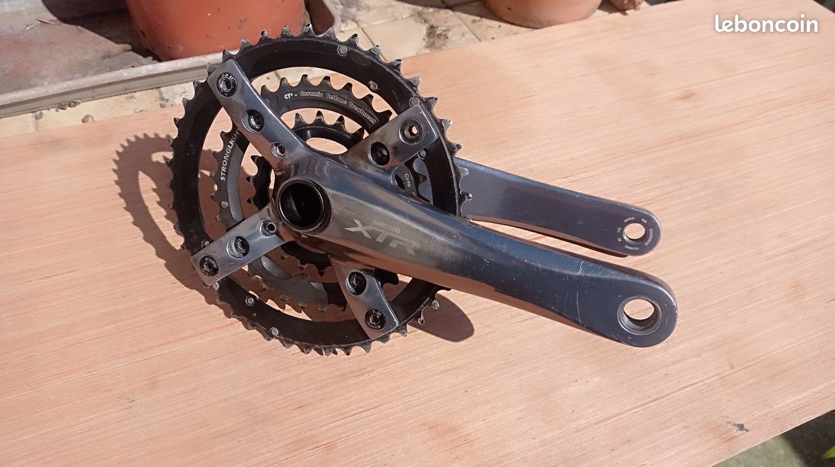 Essieu De Pédalier Stronglight 120 – Pour Double Plateau – Vintage – Fabriqué En France