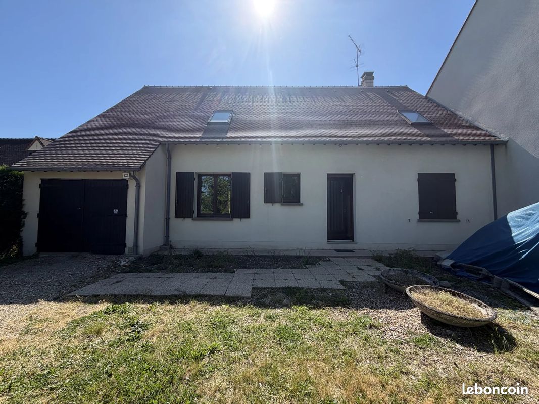 Appartement 7 pièces 145 m² · à Moret-Loing-Et-Orvanne · 145 m² · 360 000 €