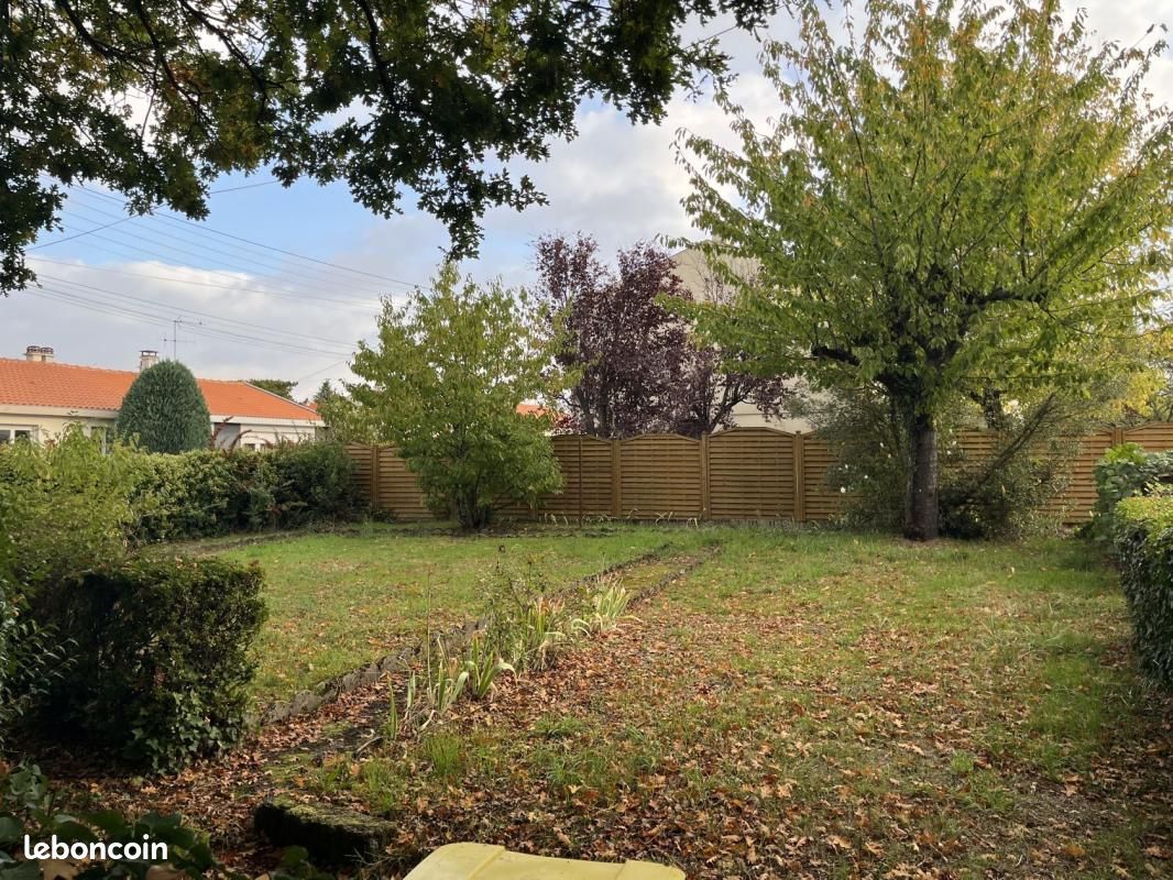 Terrain 285 m² Reze · à Rezé · 106 000 €