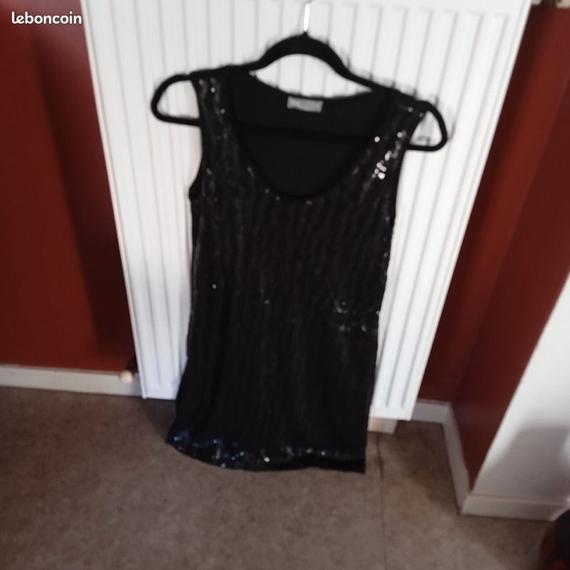Vendre une robe femme Marc texte taille s tout neuf (image 1)