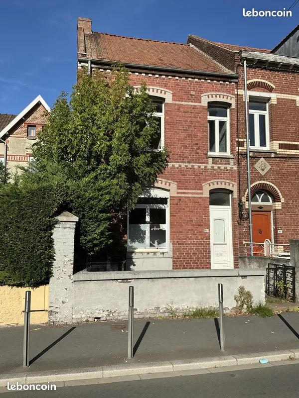 Maison 5 pièces 80 m² · à Douai · 80 m² · 82 000 €