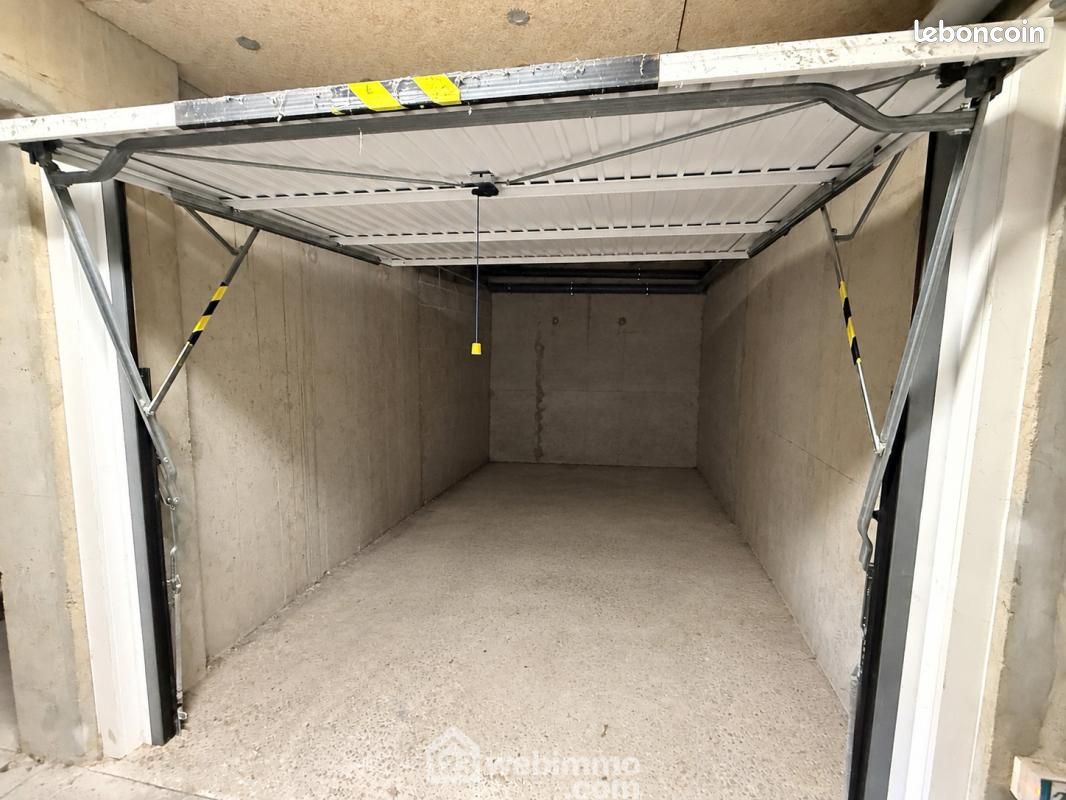 Parking 15 m² · à Bastia · 15 m² · 19 900 €