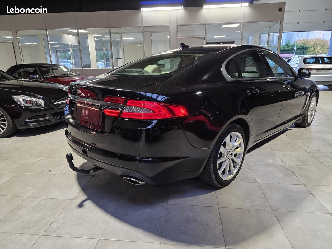 Jaguar XF 2.2D 163CH BVA Finition Luxe Premium "95657km/suivi d'entretien" (image 9)