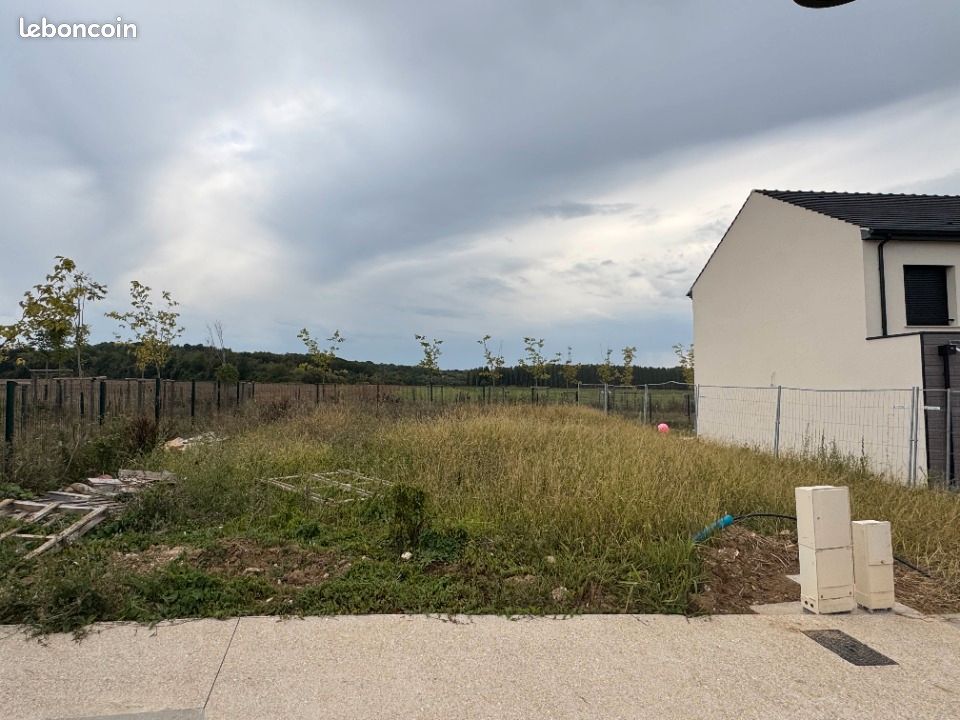 Terrain 481 m² Chelles · 225 000 €