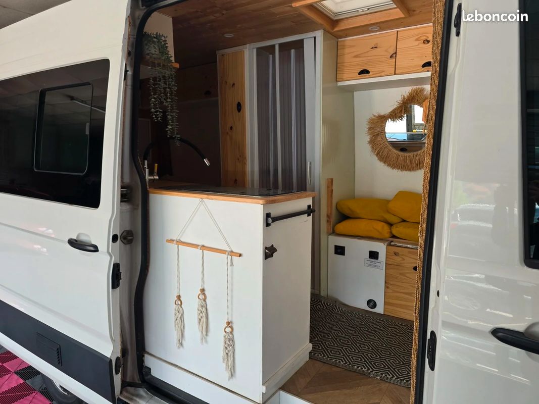 Volkswagen crafter van amenager vasp 35 l5h3 2.0 tdi 140 ch (image 18)