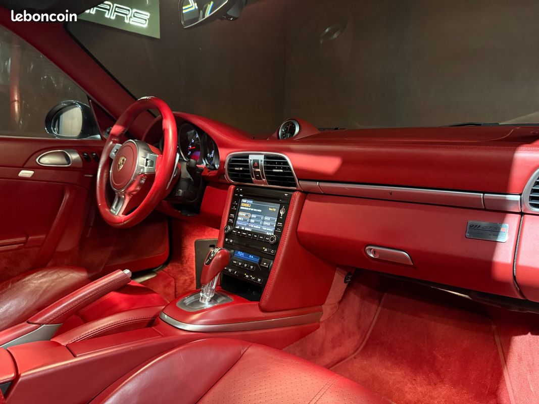 Porsche 911 997 Carrera GTS 408ch PDK Echappement Sport / Pack Chrono / Bose (image 28)
