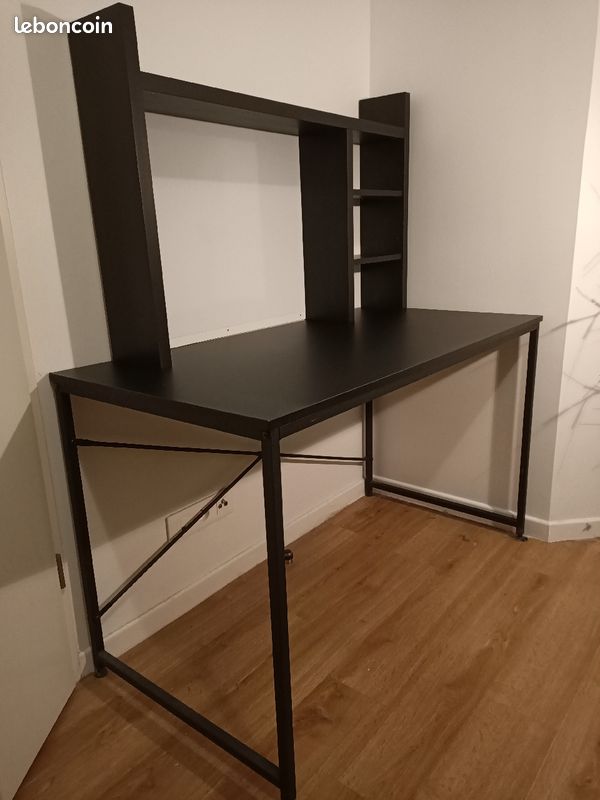 Bureau (image 2)