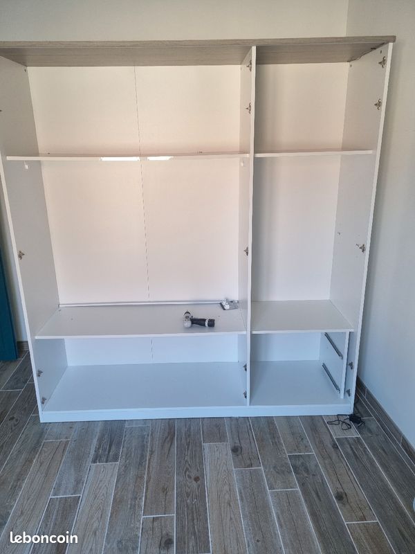 Armoire 3 portes LED (image 2)