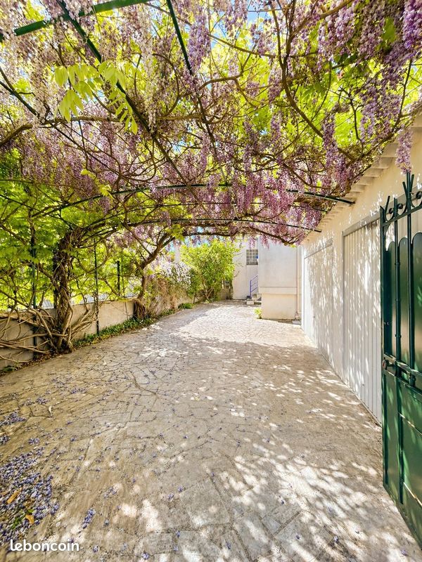Maison 4 pièces 128 m² · à Champigny-sur-Marne · 128 m² · 420 000 €