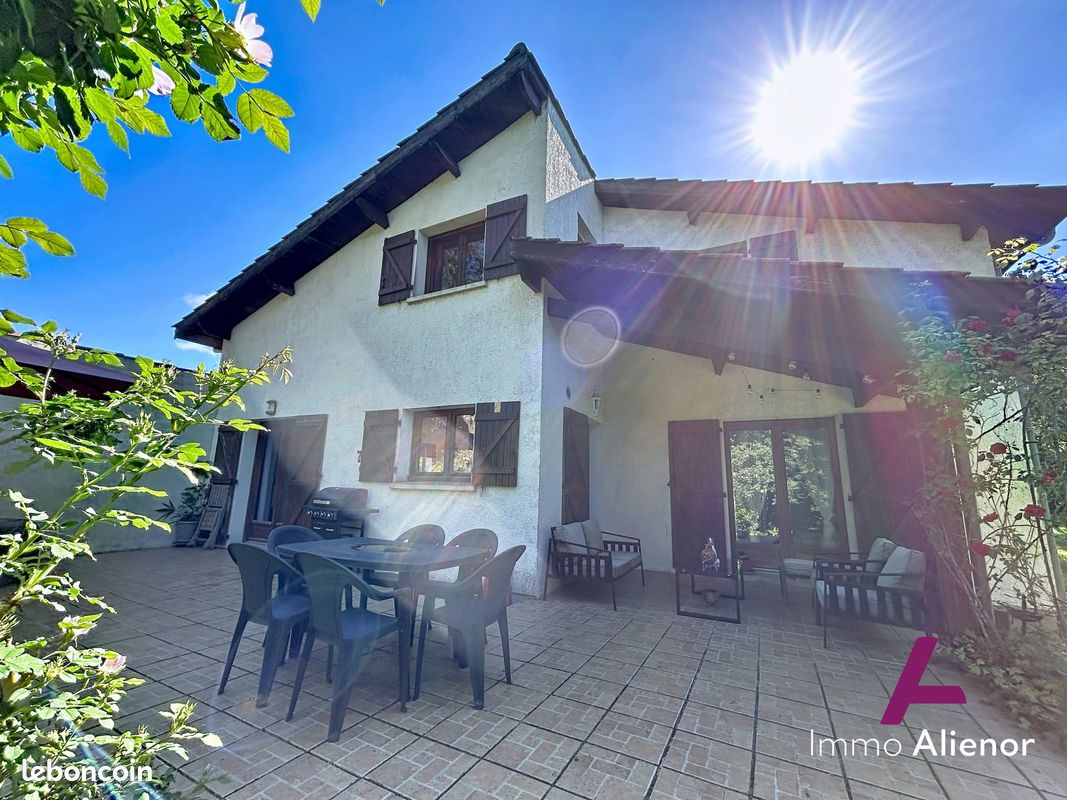 Maison 4 pièces 130 m² · à Le Barp · 130 m² · 399 000 €