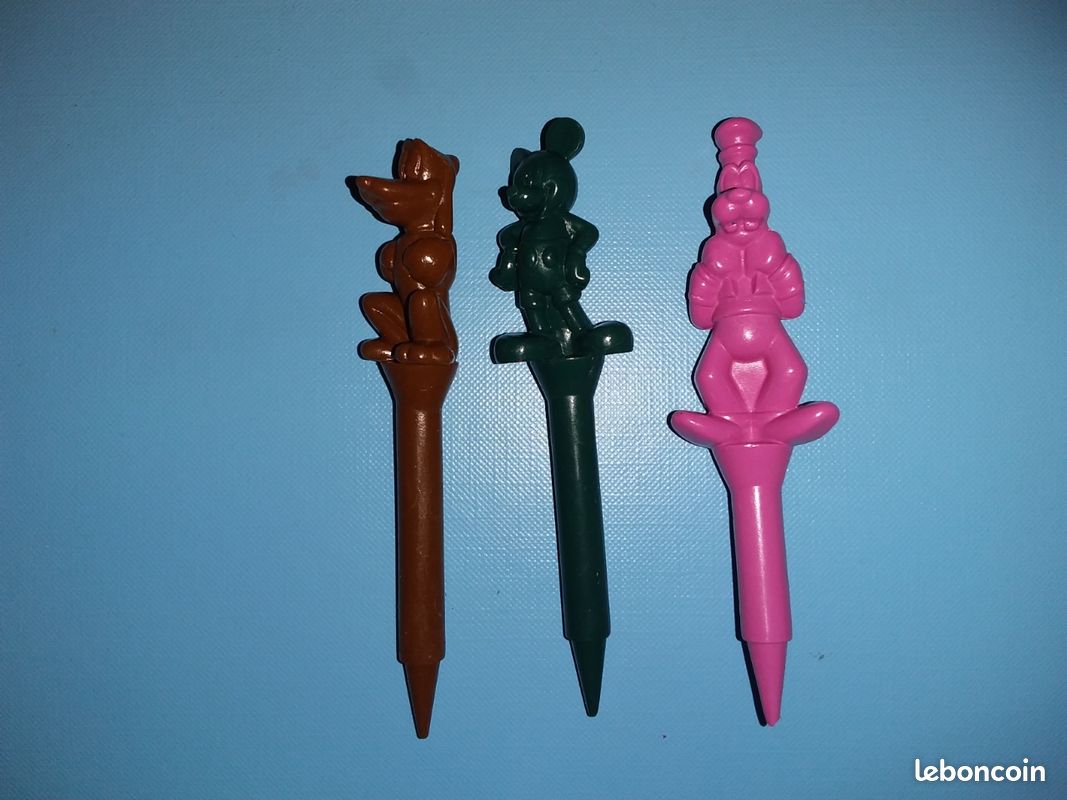 Lot de 3 crayons figurine Disneyland Paris (image 1)