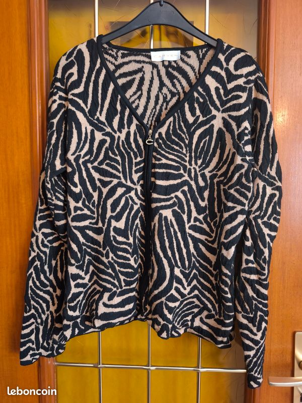 Gilet + pull-over (image 1)