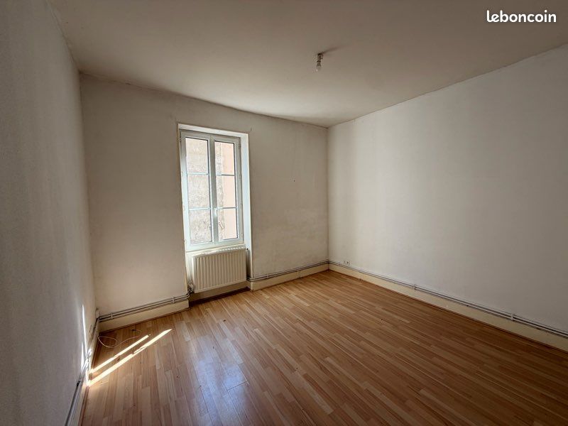 Appartement 3 pièces 78 m² · à Tournon-sur-Rhône · 78 m² · 99 000 €
