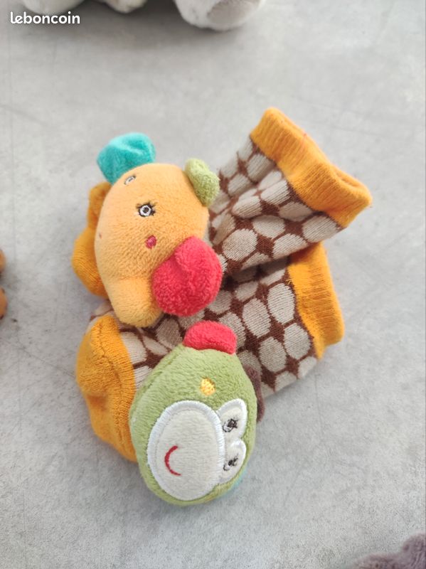 Peluches, jeux et doudous divers en très bon état (image 7)