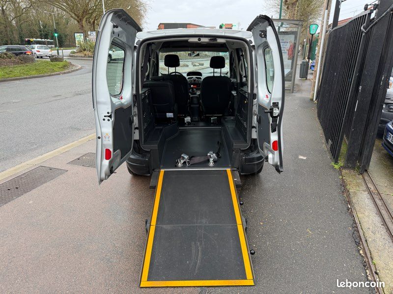 Renault Kangoo 1.5 dci 90ch TMPR 3 assises + 1 fauteuil ZEN (image 5)