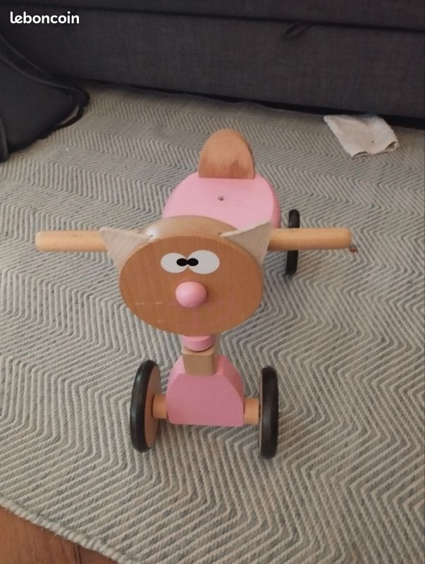 Porteur en bois chat rose (image 1)