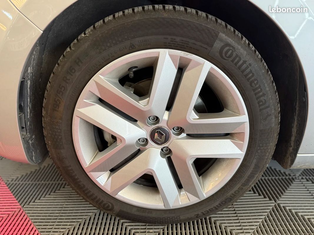 Renault CLIO V 1.6 e-tech 140cv hybrid business bva / SUIVI OK / ATTELAGE (image 10)