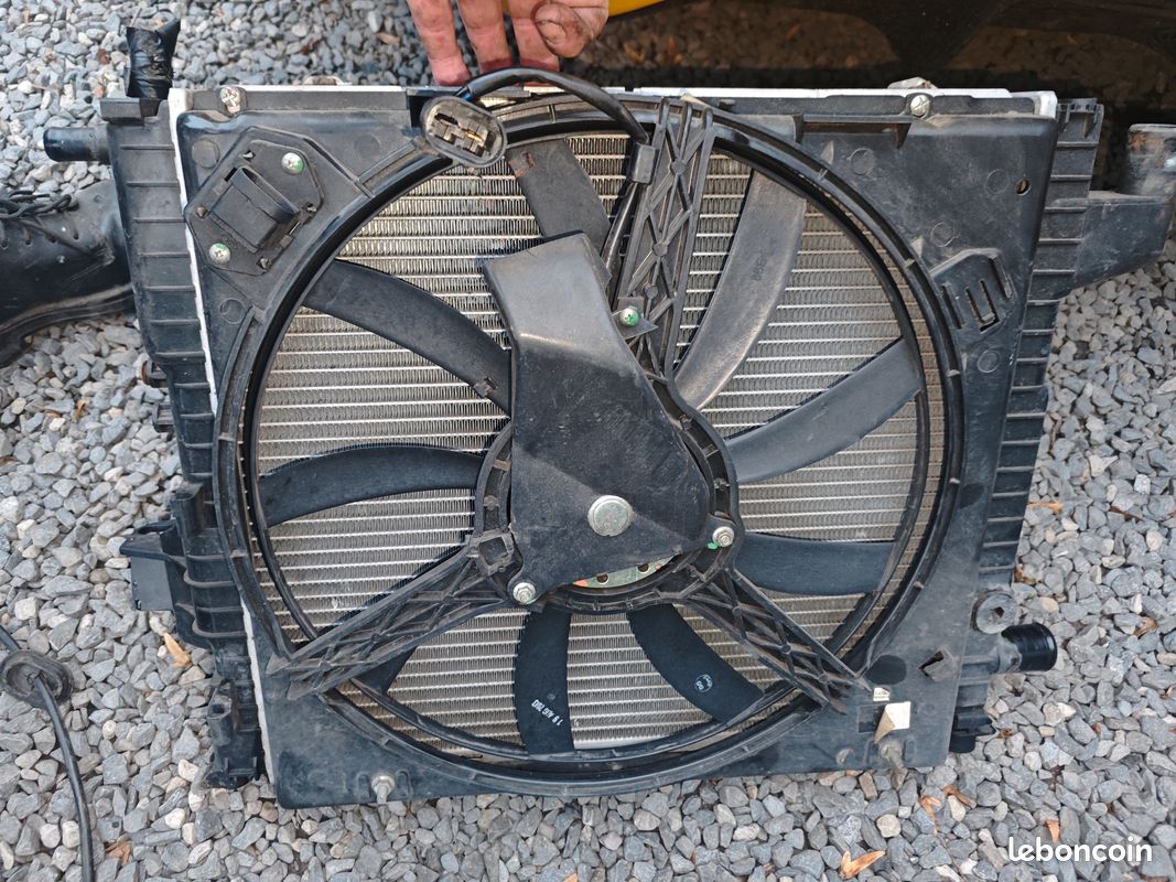Moteur De Ventilateur Radiateur Pour Renault Twingo 1 Phase 2 - Essence - Occasion