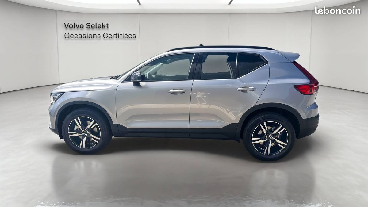 VOLVO XC40 B3 163 ch DCT7 Plus (image 20)