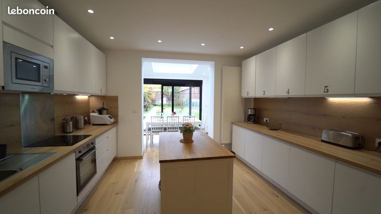 Maison 7 pièces 170 m²