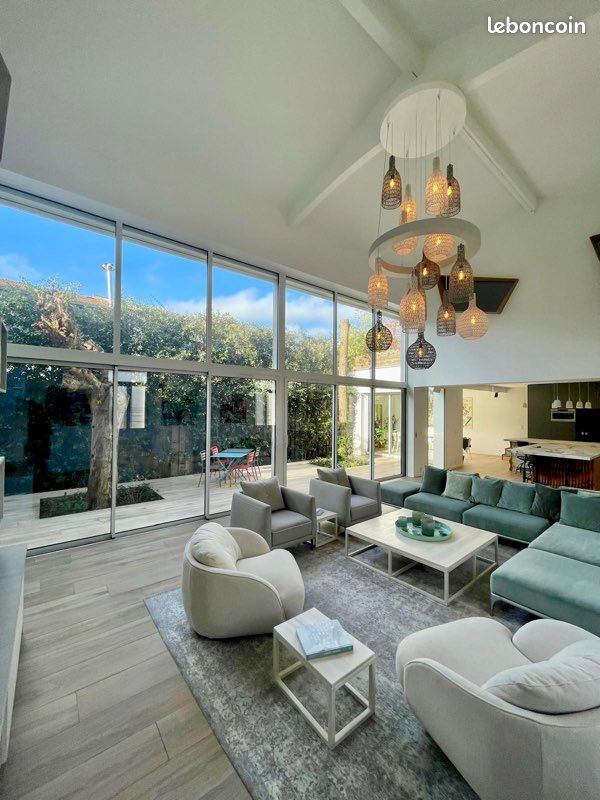 Maison 5 pièces 211 m² · à Talence · 211 m² · 870 000 €