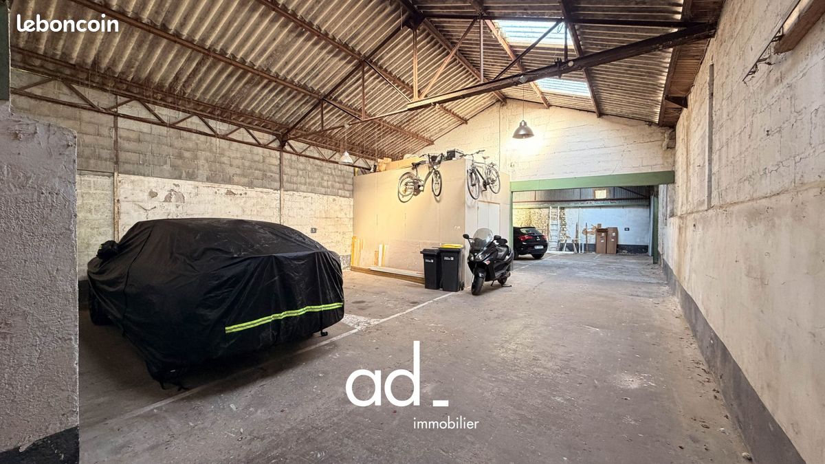 Immeuble 300 m² · à La Rochelle · 300 m² · 420 000 €
