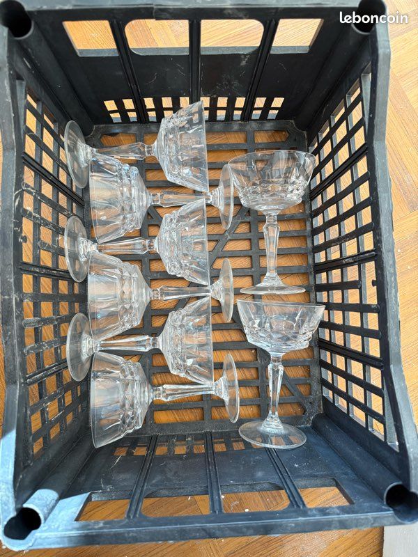 8 verres à champagne cristal (image 4)