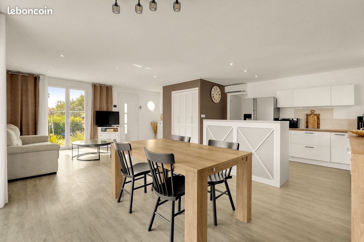 Maison 5 pièces 115 m² · à La Salvetat-Saint-Gilles · 115 m² · 355 000 €