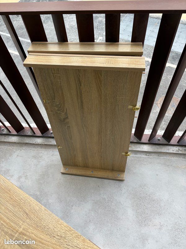 Console (image 4)