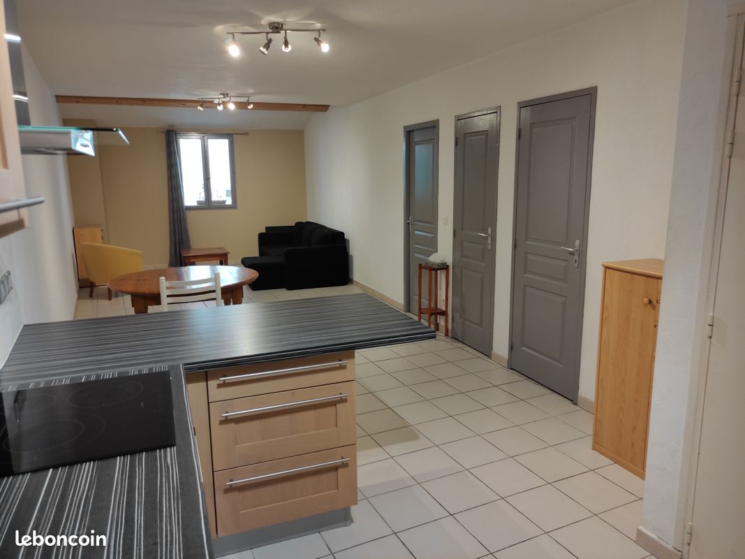 Appartement 2 pièces 55 m² · à Besse-sur-Issole · 55 m² · 690 €/mois