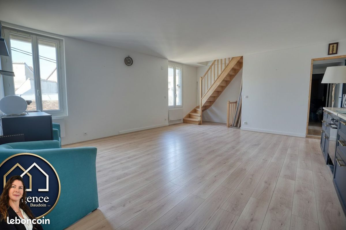 Maison 6 pièces 127 m² · à Nogent-le-Roi · 127 m² · 154 000 €