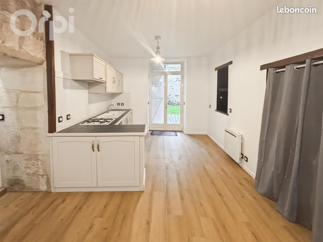 Appartement 2 pièces 34 m² · à Senlis · 34 m² · 850 €