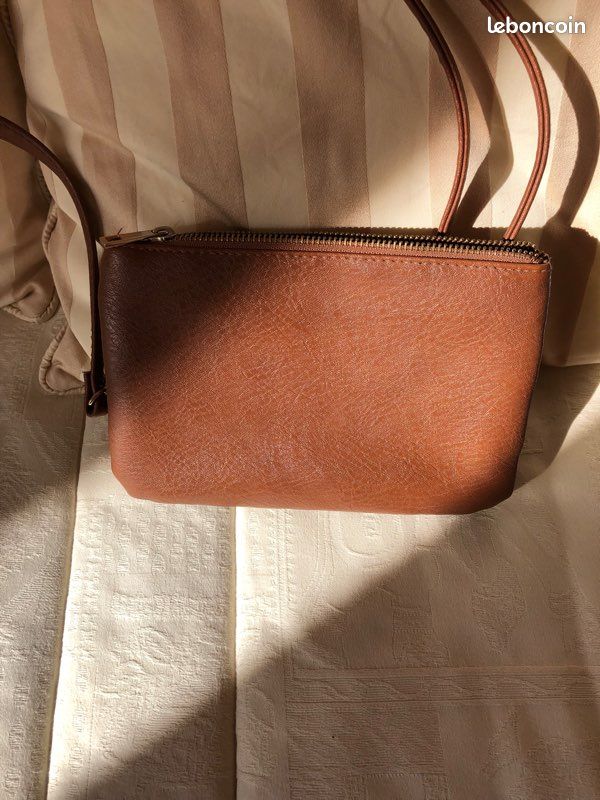 Pochette double poche (image 1)