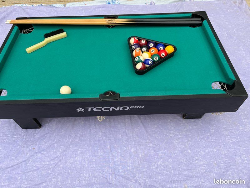 Table De Billard Pliable 122 Cm Avec Ensemble D'accessoires Table De Jeu Billard Portable Avec 2 Queues 2 Craies 16 Boules Vert