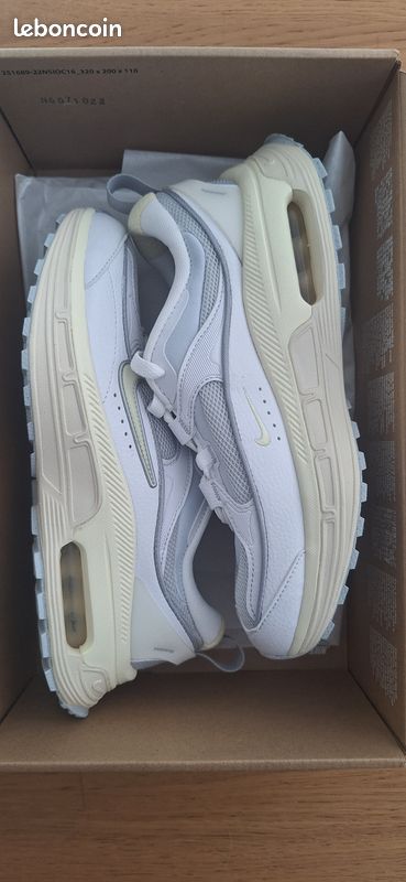 Nike air max bliss femme (neuves) (image 1)