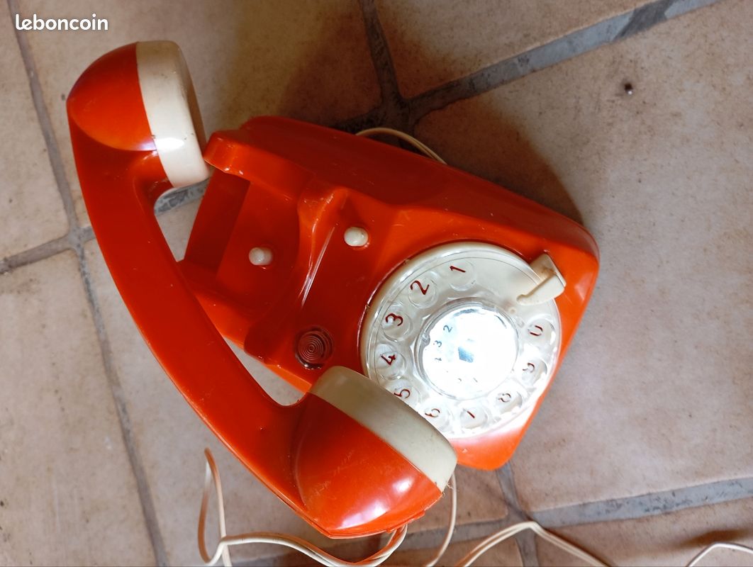 Ancien jouet telephone - Collection