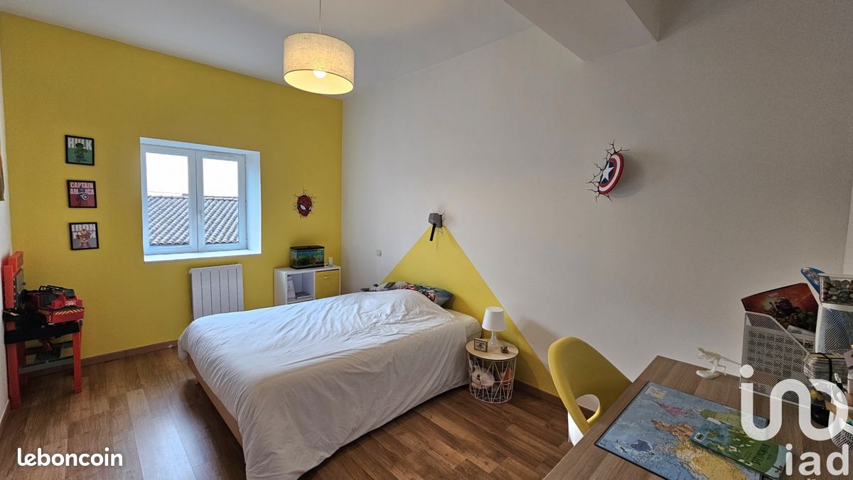 Maison 5 pièces 238 m² - Jauldes 16560 (image principale 9)