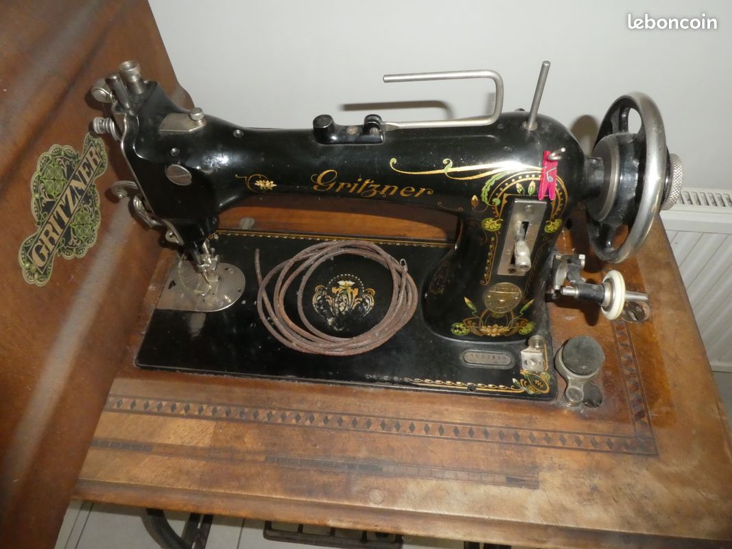 Machine a coudre ancienne (image 2)