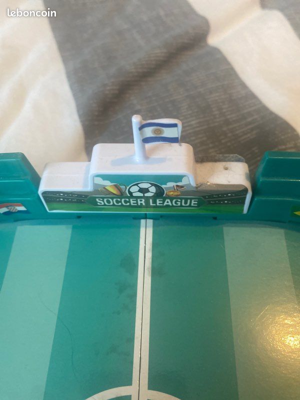 Jeu de foot sur table (image 3)